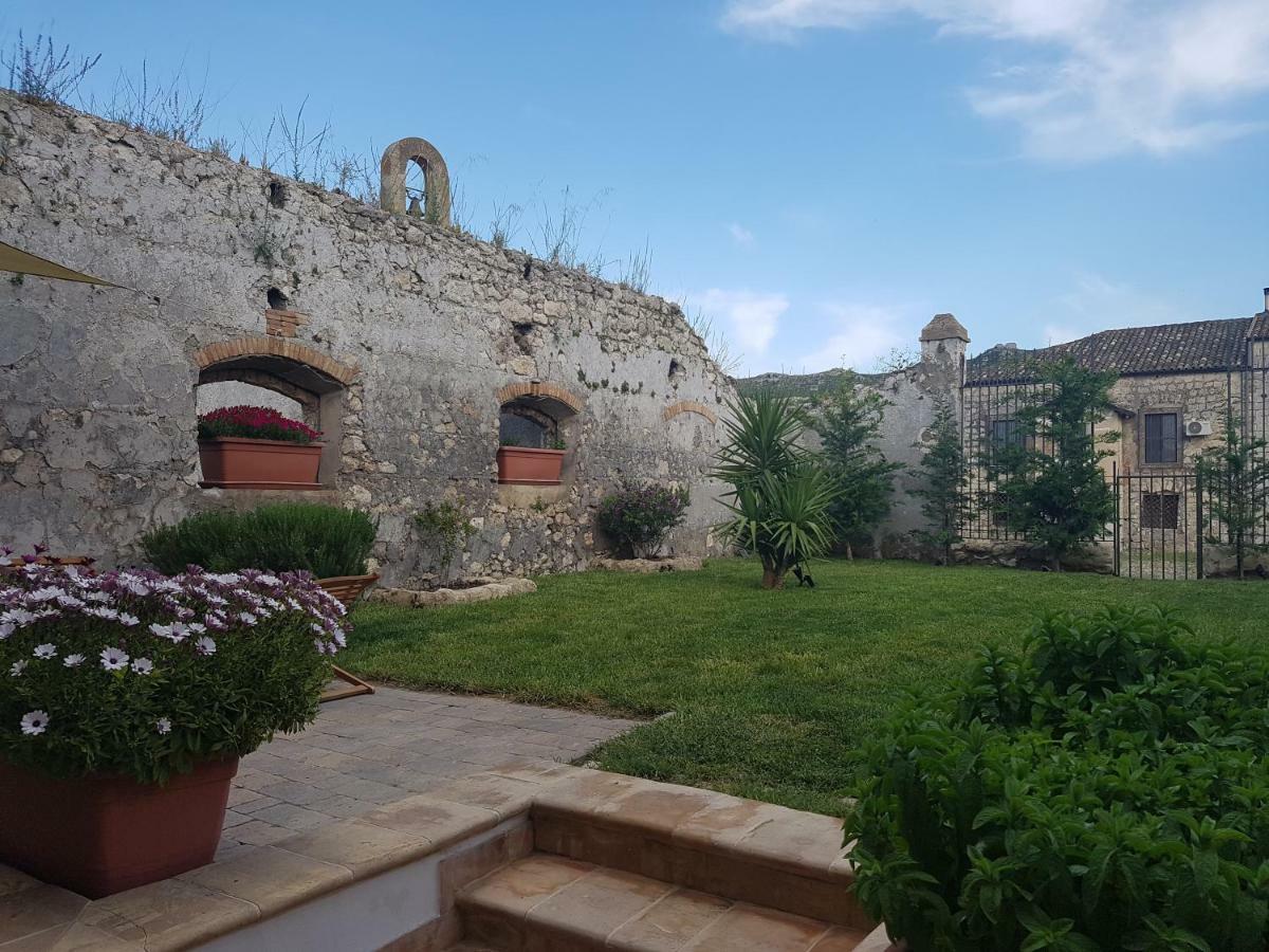 Villa Contrada Gibbesi Gibbesi Vecchio Exterior foto