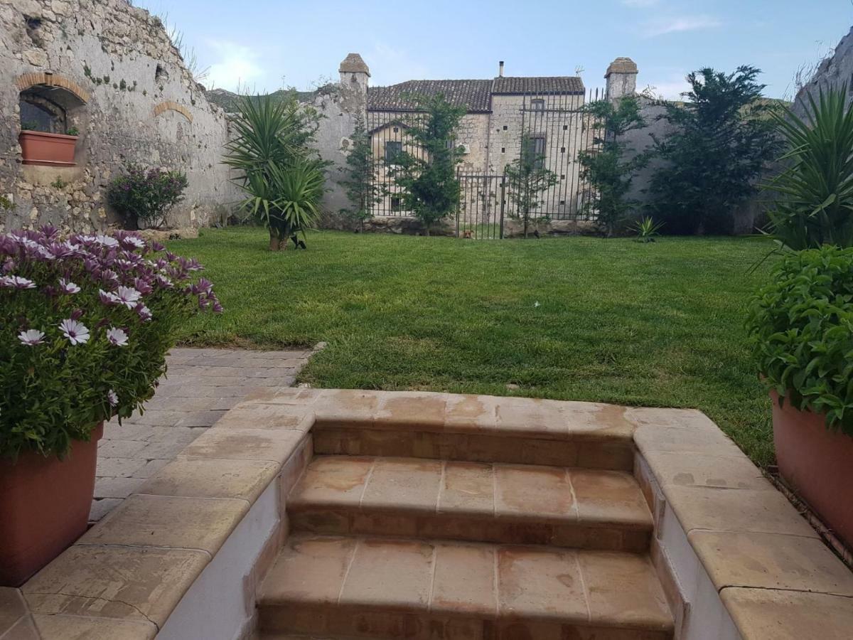 Villa Contrada Gibbesi Gibbesi Vecchio Exterior foto